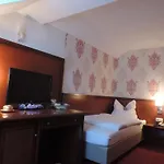 Kaiser Franz Josef Hotel 4*