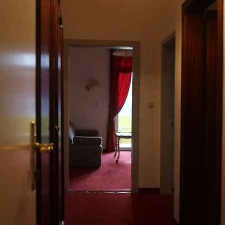 Hotel Kaiser Franz Josef 4*