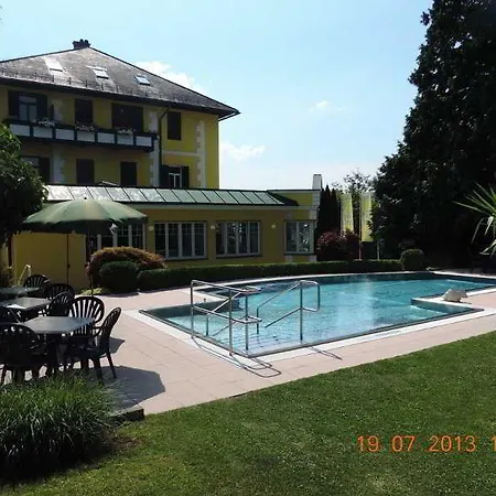 Kaiser Franz Josef Hotel 4*