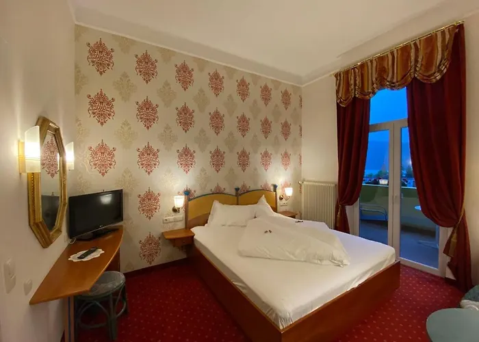 Hotel Kaiser Franz Josef 4*