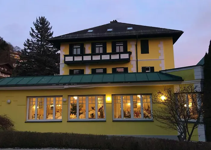 Kaiser Franz Josef Hotel 4*