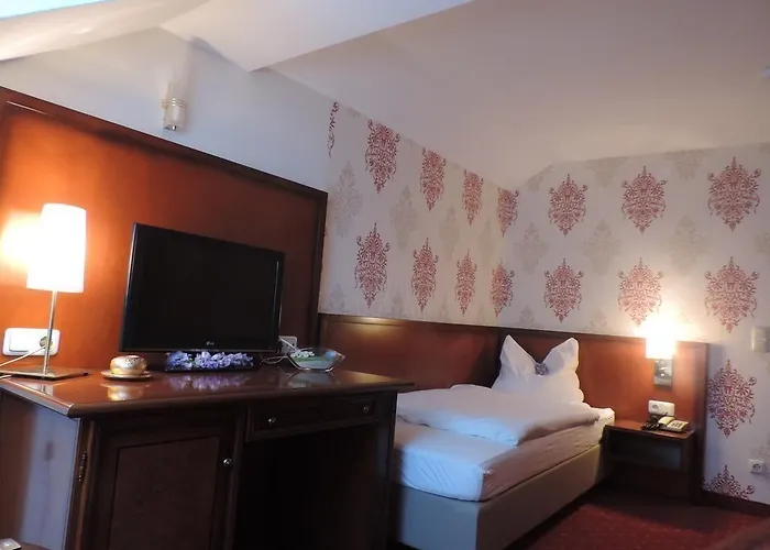 Kaiser Franz Josef Hotel 4*